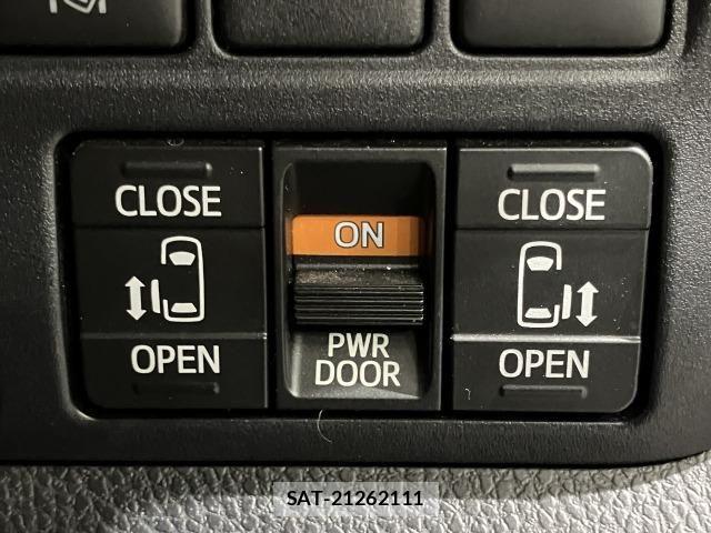 Toyota VOXY HYBRID 2021-07 6615651-5