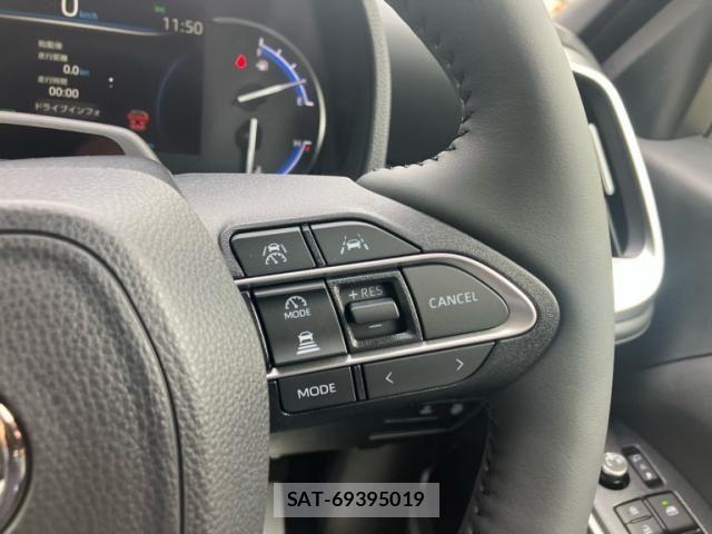 Toyota VOXY HYBRID 2026-04 6615622-11