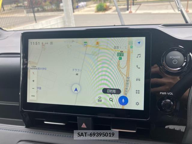 Toyota VOXY HYBRID 2026-04 6615622-15