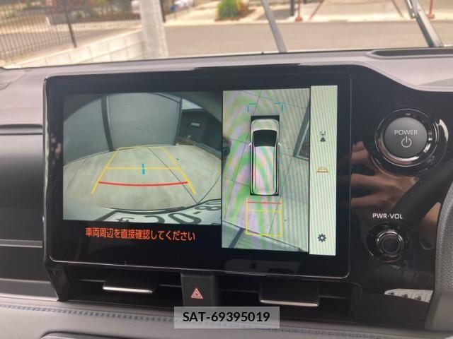 Toyota VOXY HYBRID 2026-04 6615622-16