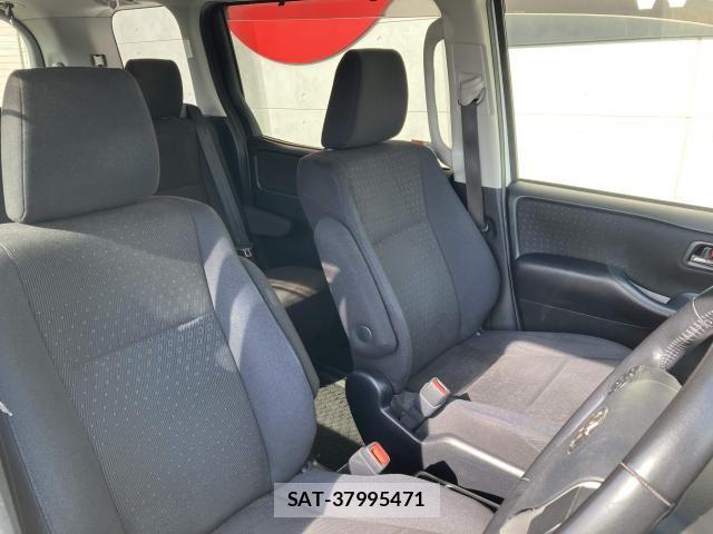 Toyota VOXY HYBRID 2014-05 6615669-20
