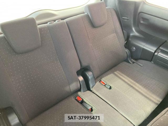 Toyota VOXY HYBRID 2014-05 6615669-22