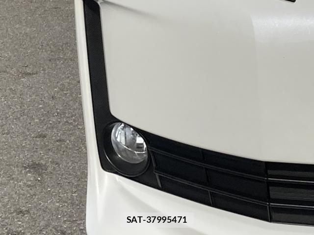 Toyota VOXY HYBRID 2014-05 6615669-8