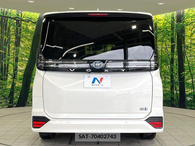 Toyota VOXY HYBRID 2025-10 6615626-15