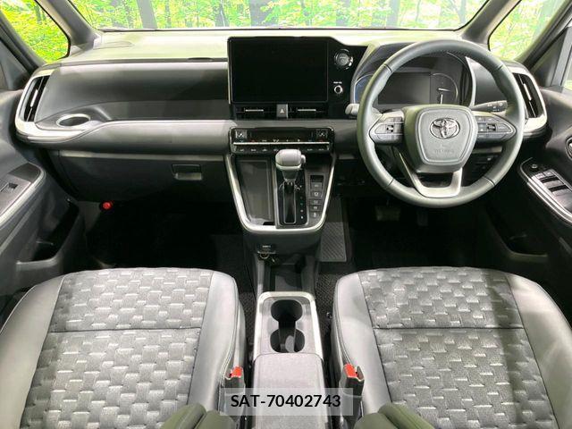 Toyota VOXY HYBRID 2025-10 6615626-1