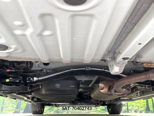 Toyota VOXY HYBRID 2025-10 6615626-19