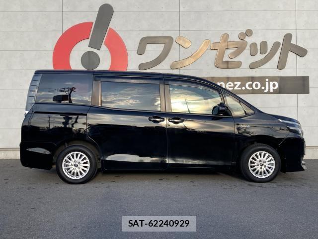 Toyota VOXY HYBRID 2015-06 6615664-18