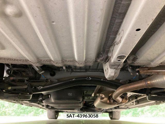 Toyota VOXY HYBRID 2023-02 6615637-18