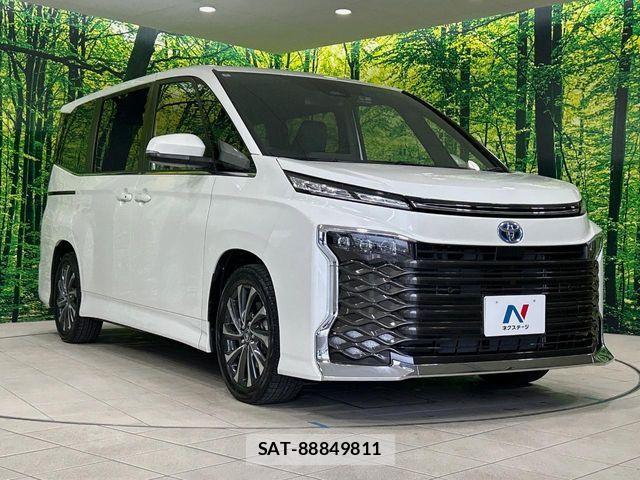 Toyota VOXY HYBRID 2025-10 6642860-16