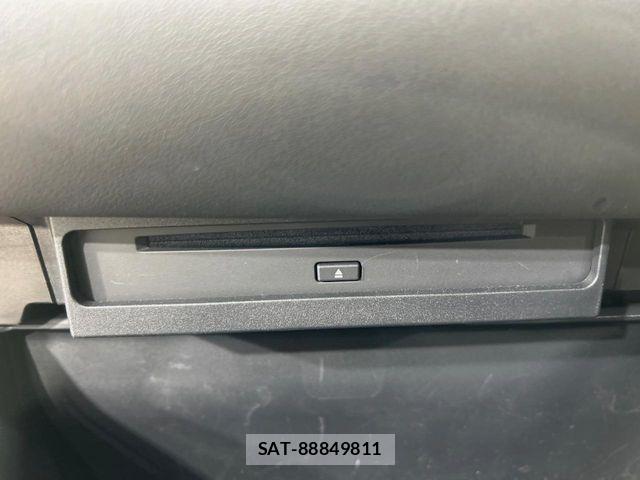 Toyota VOXY HYBRID 2025-10 6642860-6