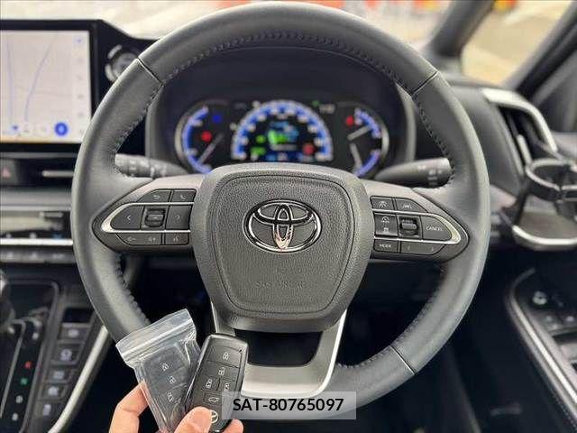 Toyota VOXY HYBRID 2024-08 6642856-4