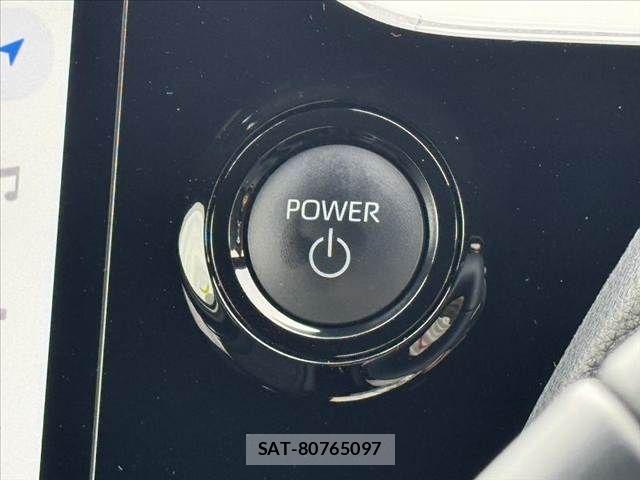 Toyota VOXY HYBRID 2024-08 6642856-5