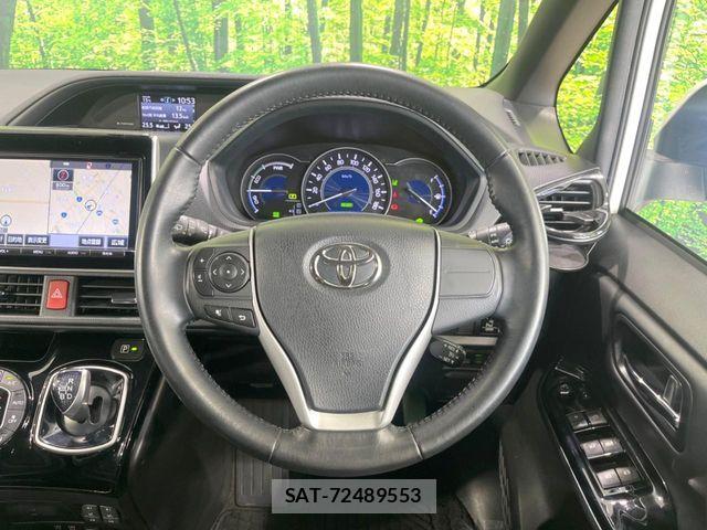 Toyota VOXY HYBRID 2017-10 6674138-11