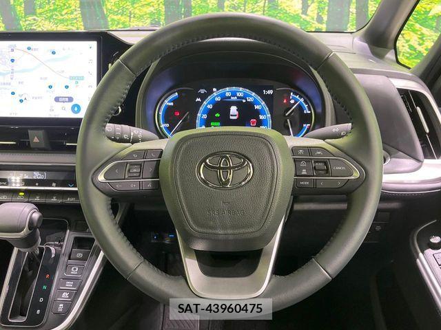 Toyota VOXY HYBRID 2025-10 6674116-11