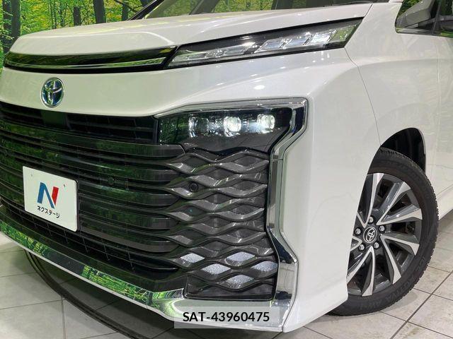 Toyota VOXY HYBRID 2025-10 6674116-12