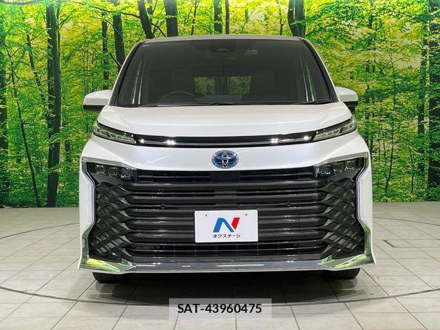 Toyota VOXY HYBRID 2025-10 6674116-14