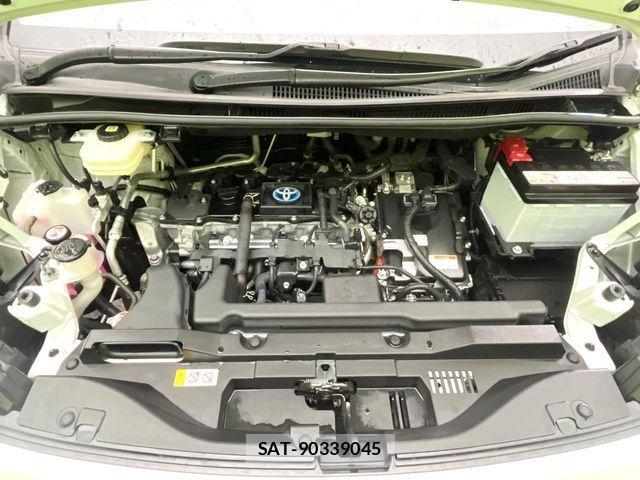 Toyota VOXY HYBRID 2023-12 6674115-18
