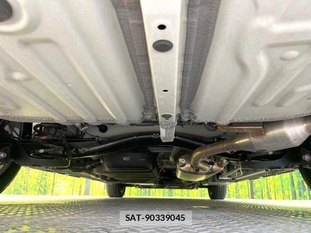 Toyota VOXY HYBRID 2023-12 6674115-19