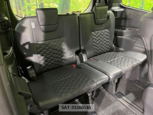 Toyota VOXY HYBRID 2024-01 6674119-9