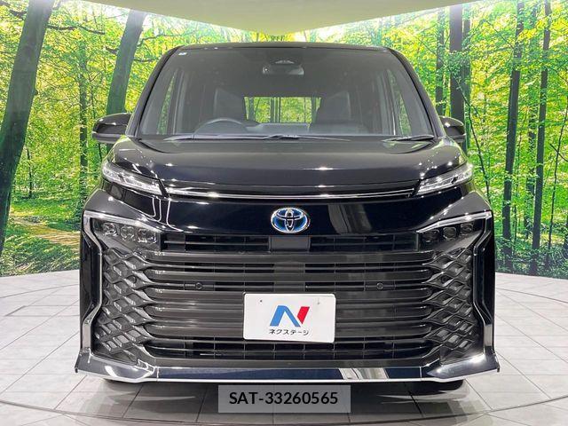 Toyota VOXY HYBRID 2024-01 6674119-14