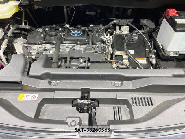 Toyota VOXY HYBRID 2024-01 6674119-18