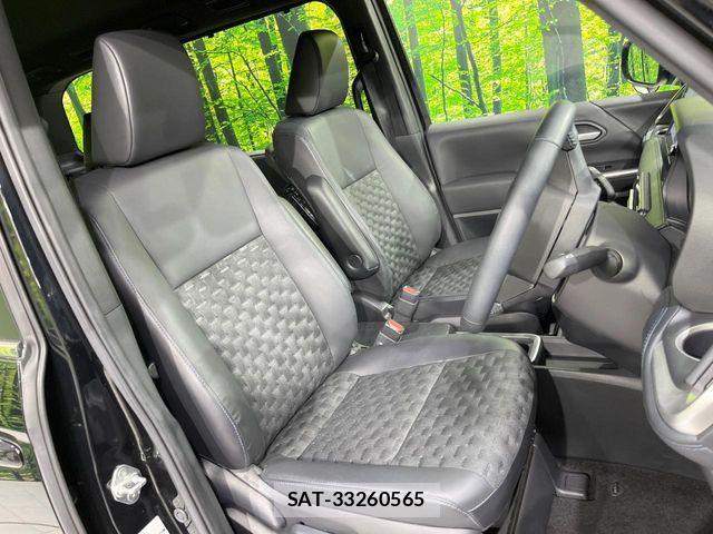 Toyota VOXY HYBRID 2024-01 6674119-7