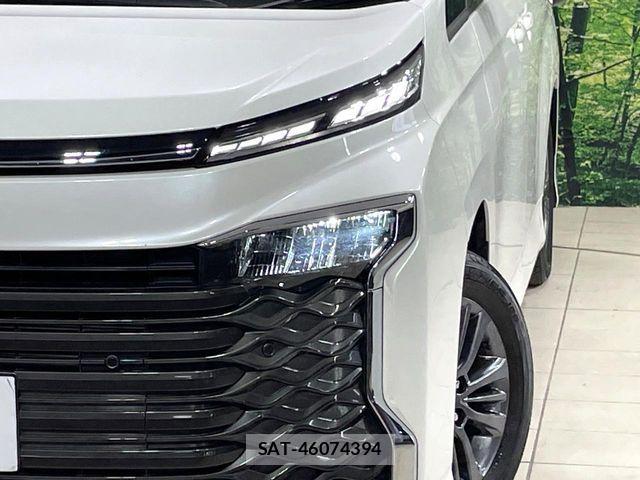 Toyota VOXY HYBRID 2024-03 6674132-12