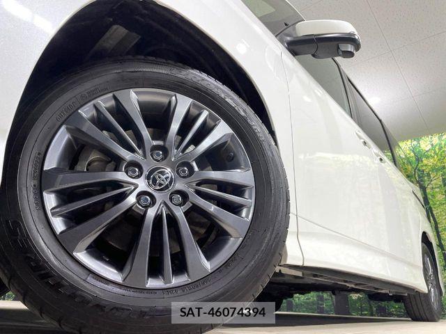 Toyota VOXY HYBRID 2024-03 6674132-13