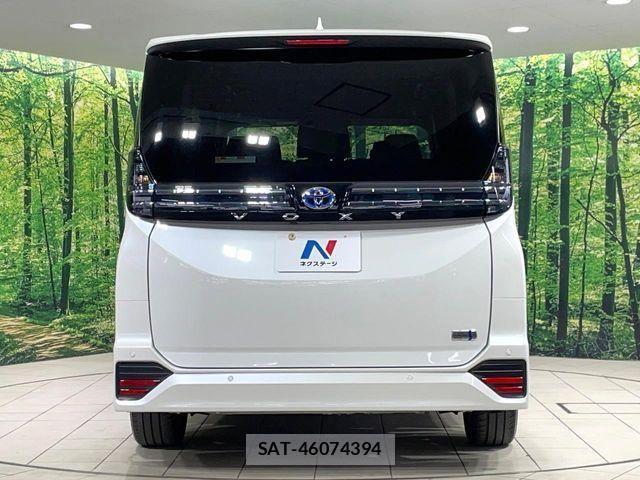 Toyota VOXY HYBRID 2024-03 6674132-15