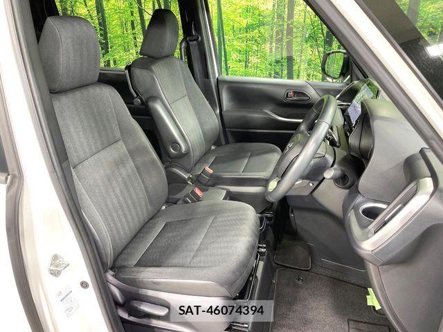 Toyota VOXY HYBRID 2024-03 6674132-7