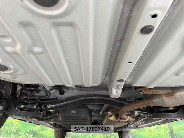 Toyota VOXY HYBRID 2025-10 6674122-19