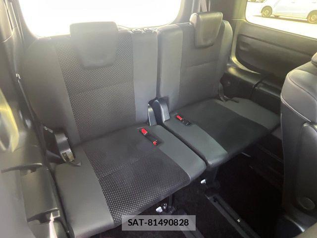 Toyota VOXY HYBRID 2020-11 6678748-10