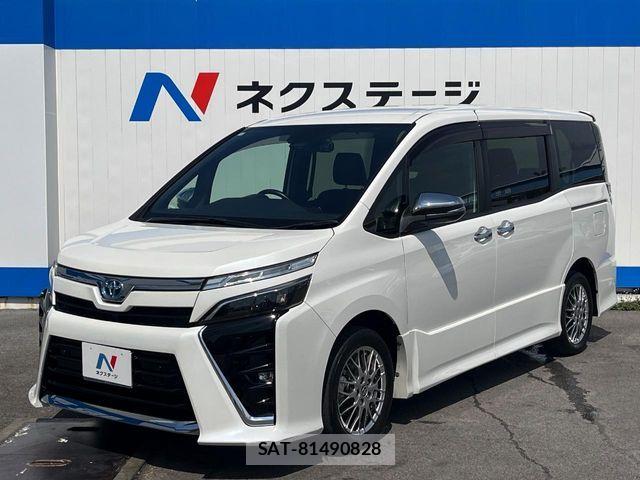 Toyota VOXY HYBRID 2020-11 6678748-17