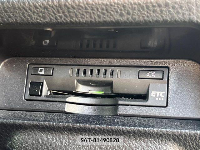 Toyota VOXY HYBRID 2020-11 6678748-7