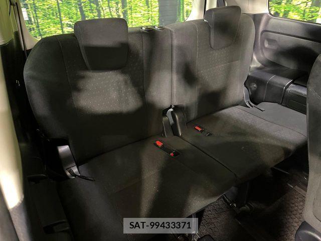 Toyota VOXY HYBRID 2015-03 6678765-9