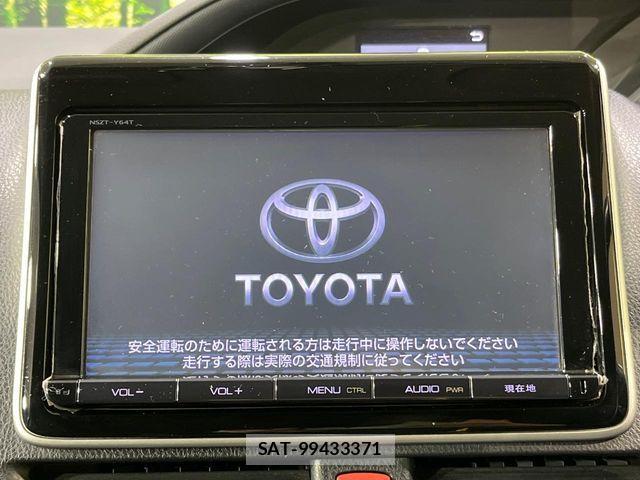 Toyota VOXY HYBRID 2015-03 6678765-2