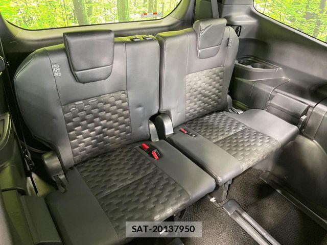 Toyota VOXY HYBRID 2025-10 6678729-9
