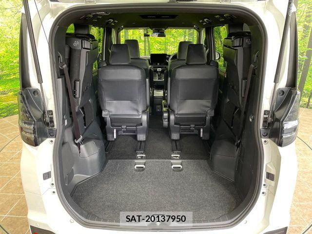 Toyota VOXY HYBRID 2025-10 6678729-11