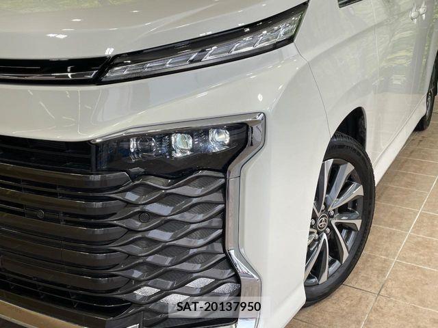Toyota VOXY HYBRID 2025-10 6678729-12