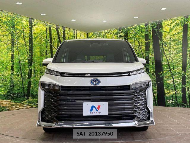 Toyota VOXY HYBRID 2025-10 6678729-14