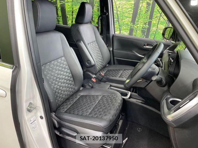 Toyota VOXY HYBRID 2025-10 6678729-7