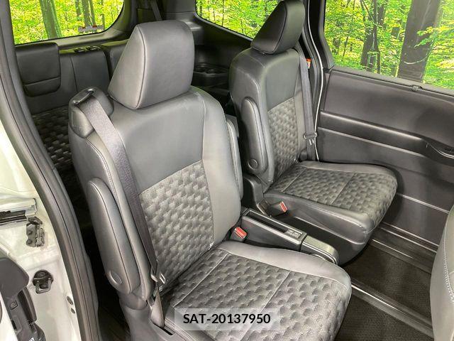 Toyota VOXY HYBRID 2025-10 6678729-8