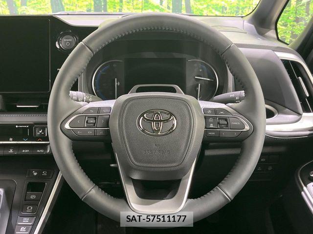 Toyota VOXY HYBRID 2026-04 6678716-11