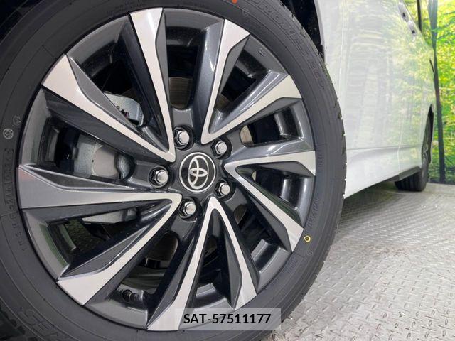 Toyota VOXY HYBRID 2026-04 6678716-13