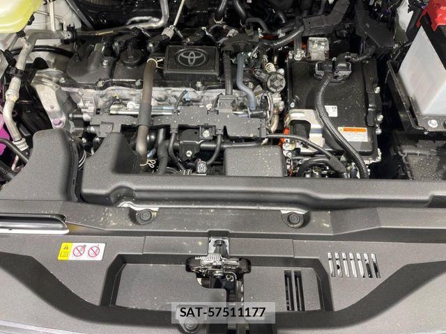 Toyota VOXY HYBRID 2026-04 6678716-18