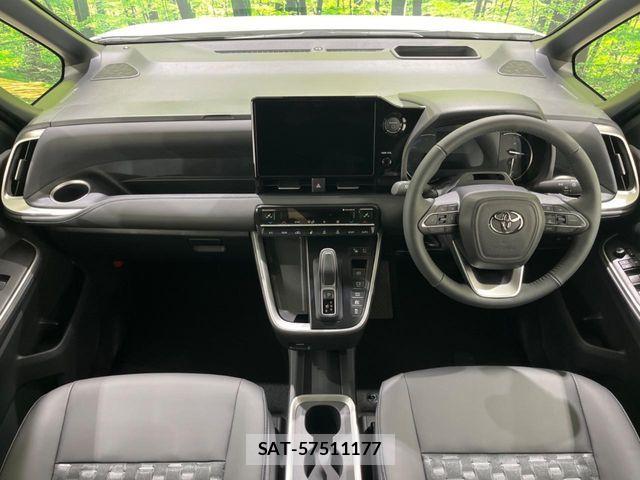 Toyota VOXY HYBRID 2026-04 6678716-1