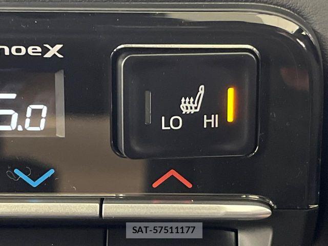 Toyota VOXY HYBRID 2026-04 6678716-6