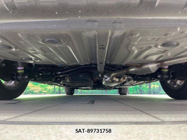 Toyota VOXY HYBRID 2024-11 6678723-19