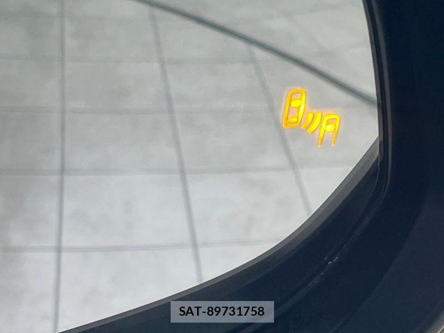 Toyota VOXY HYBRID 2024-11 6678723-5