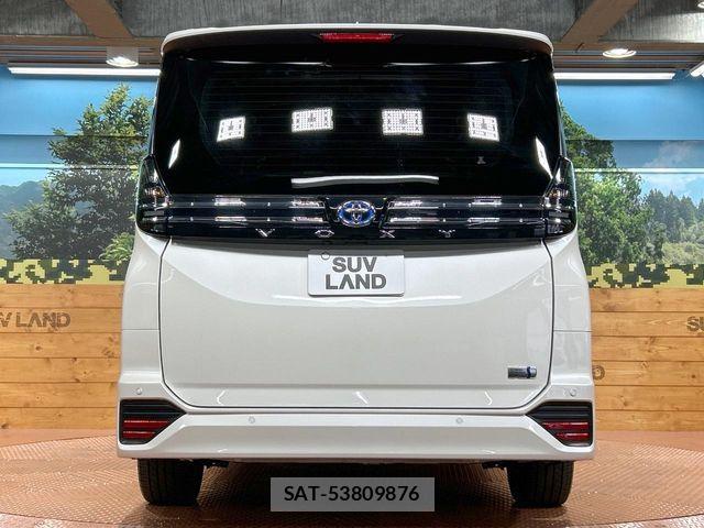 Toyota VOXY HYBRID 2023-12 6678728-14